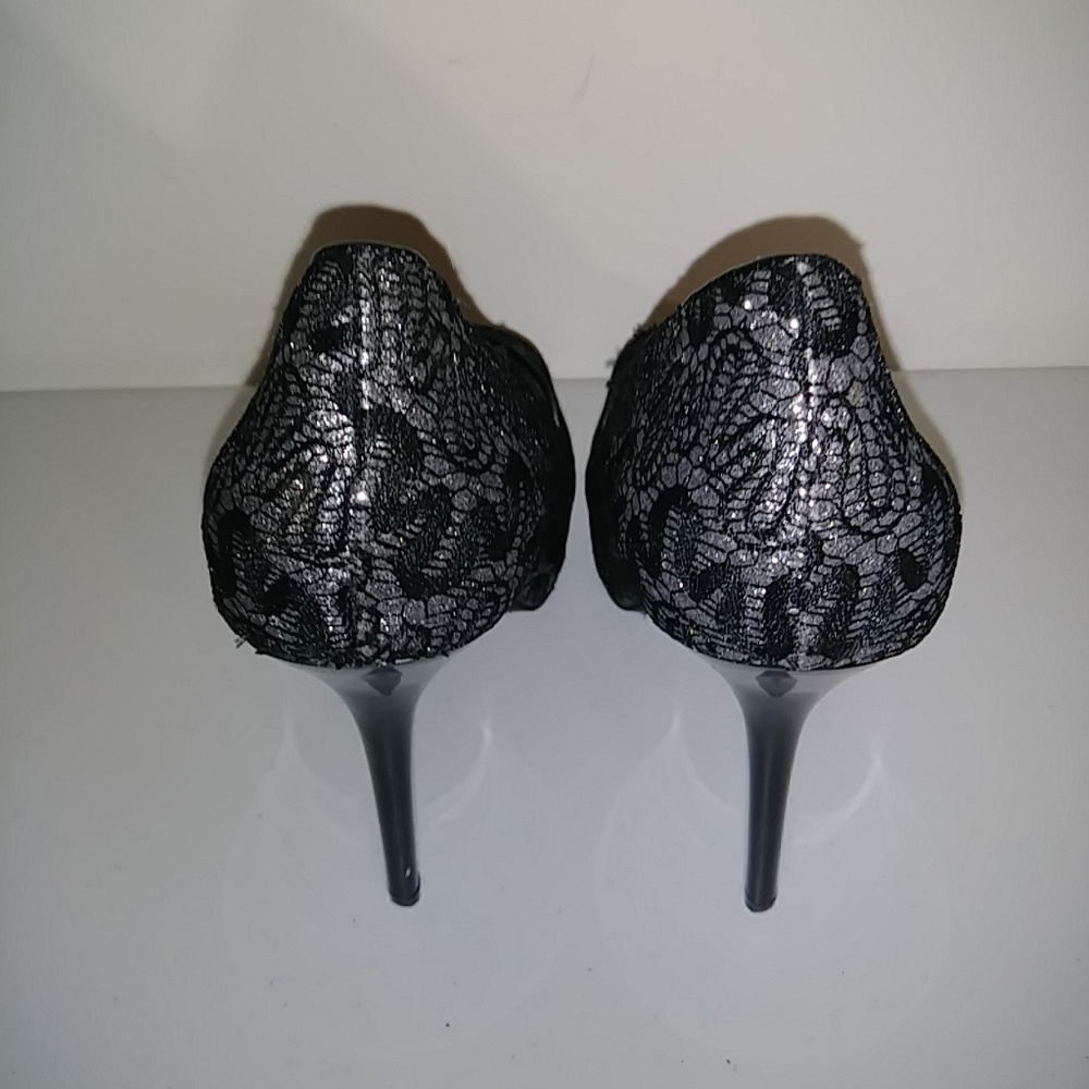 Bakers Multi Sparkle Platform Peep Toe Heels Euc - image 4